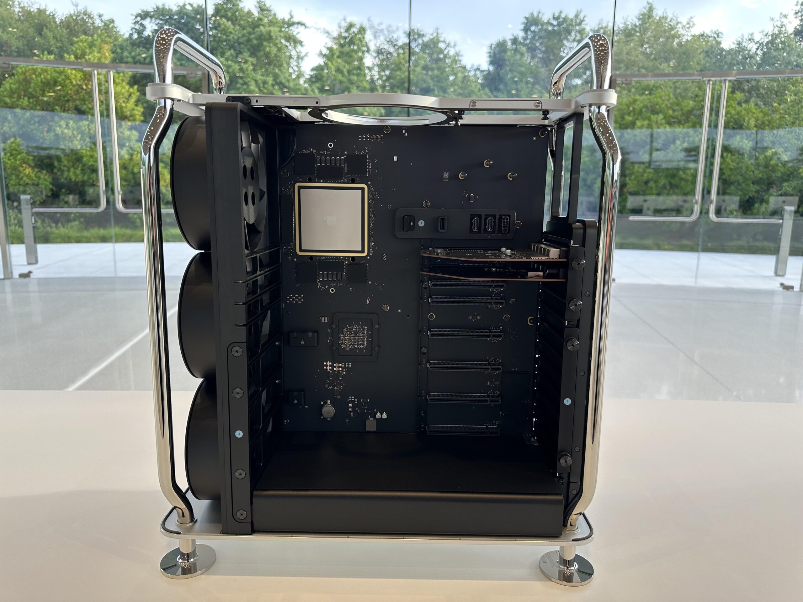 Mac Pro de Apple en entorno profesional