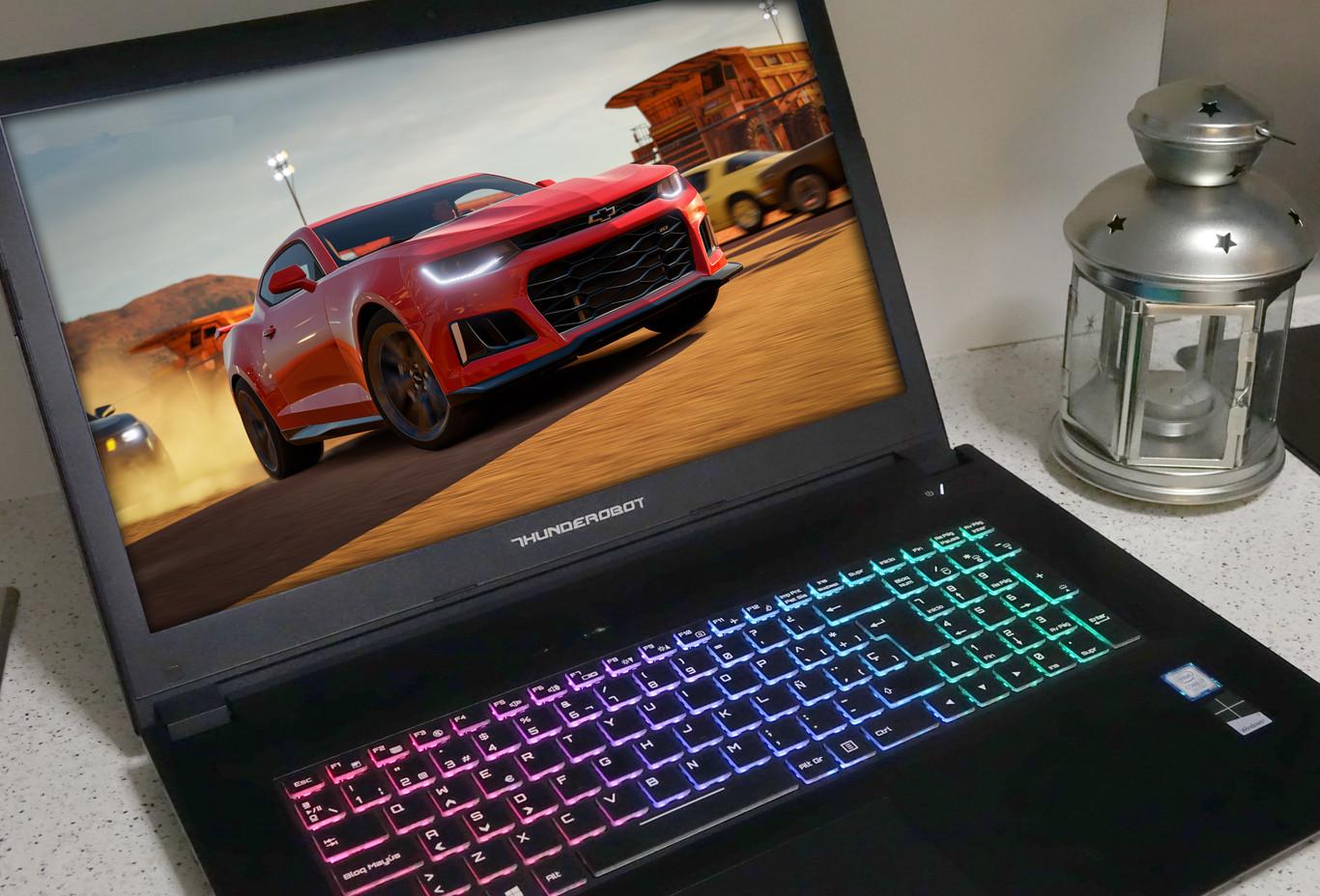 Sobremesa Thunderobot con CPU Hygon C86 Sobremesa Thunderobot con CPU Hygon C86