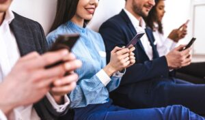 caída del mercado de smartphones en 2026 por escasez de memoria