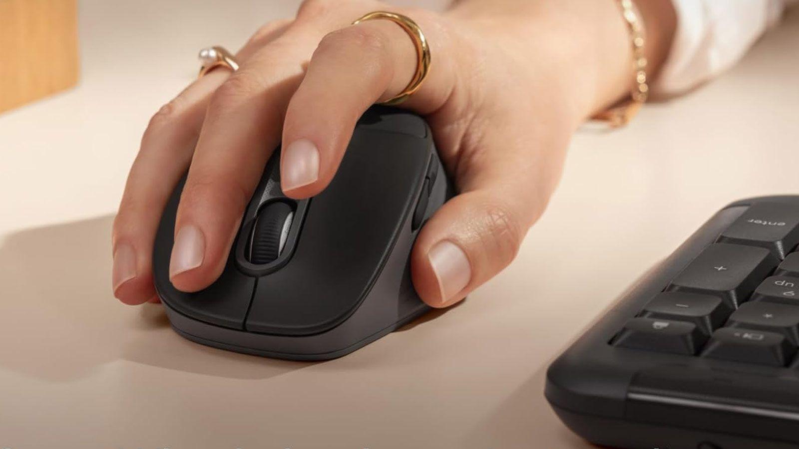 Combo Signature Comfort Plus MK880 Teclado con reposamuñecas Logitech MK880