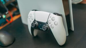 Sony confirma que la verificación online de los juegos digitales tan solo hay que hacerla una vez los primeros 30 días tras comprarlo