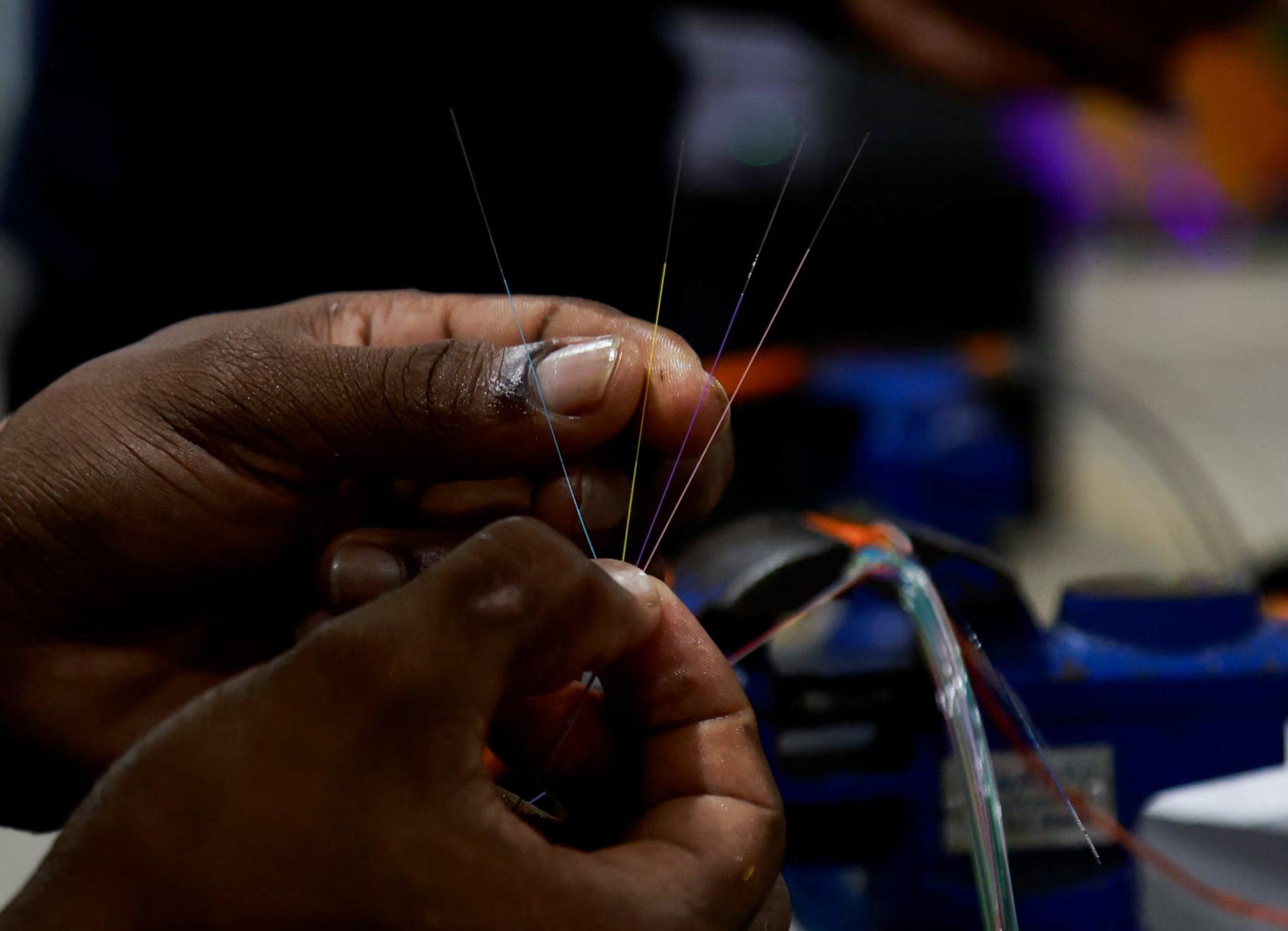 Tecnología de fibra óptica avanzada Cables de fibra óptica de alta tecnología