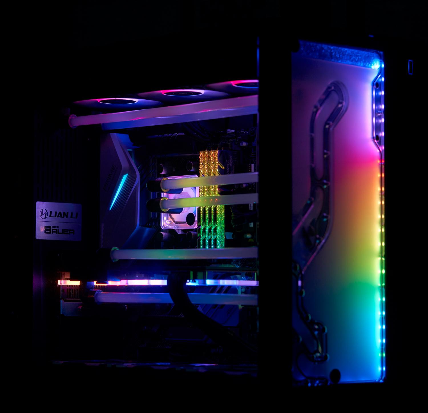 PC gaming de alto rendimiento con iluminación RGB vibrante y componentes internos visibles PC gaming de alto rendimiento con iluminación RGB vibrante y componentes internos visibles